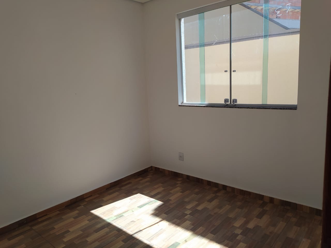 Casa à venda com 3 quartos, 120m² - Foto 4