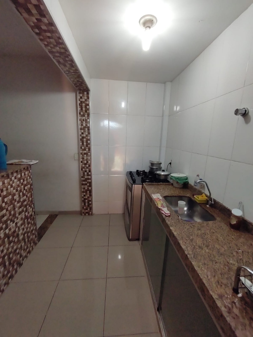 Casa à venda com 2 quartos, 100m² - Foto 4