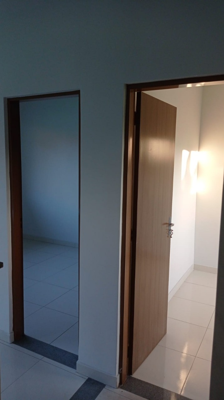 Casa à venda com 2 quartos, 80m² - Foto 5