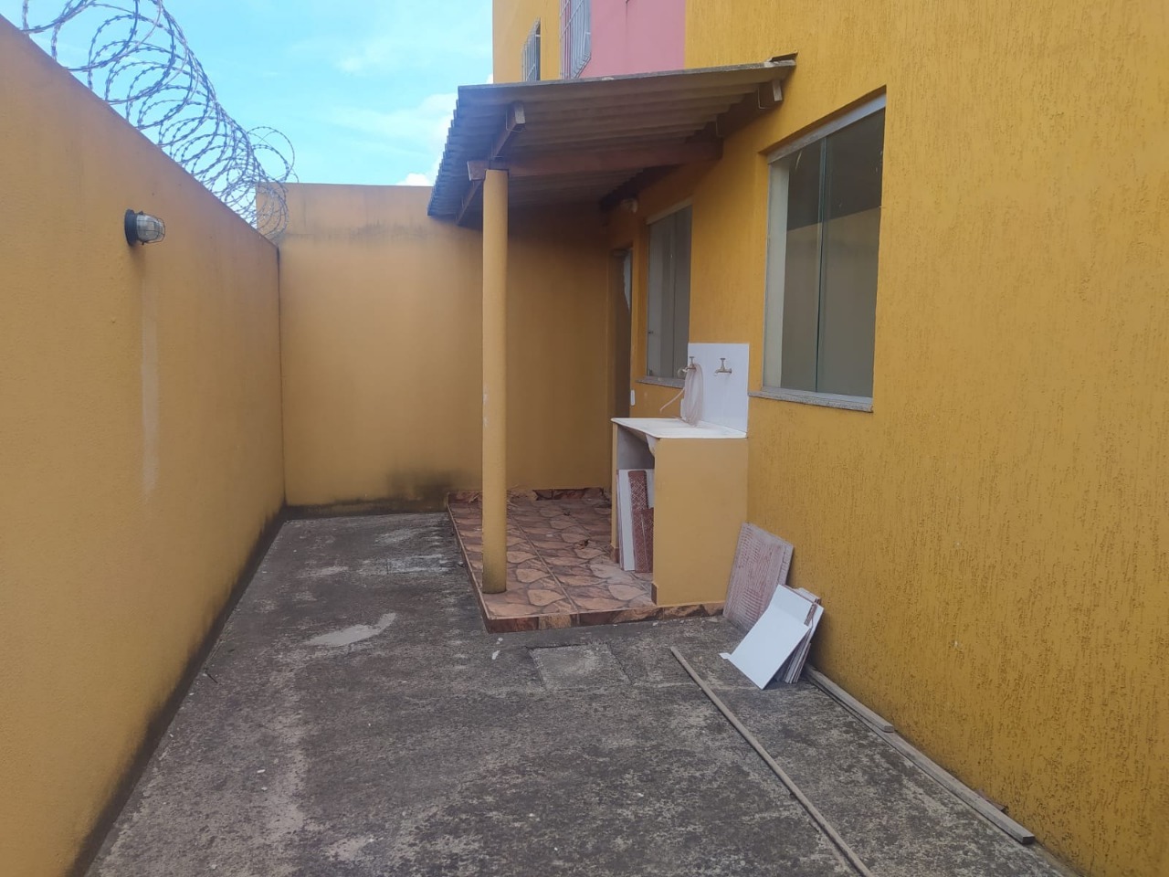 Apartamento à venda com 3 quartos, 89m² - Foto 1