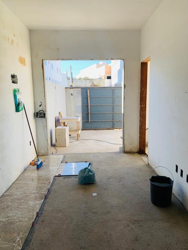 Casa à venda com 2 quartos, 100m² - Foto 12