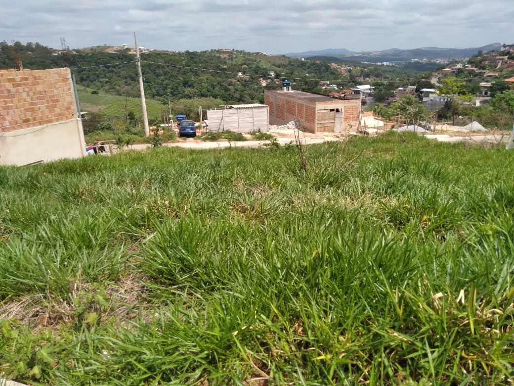 Terreno à venda, 200m² - Foto 1