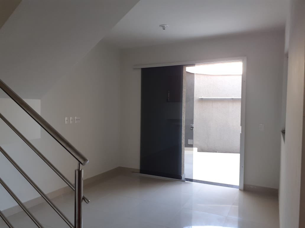 Casa à venda com 3 quartos, 150m² - Foto 11