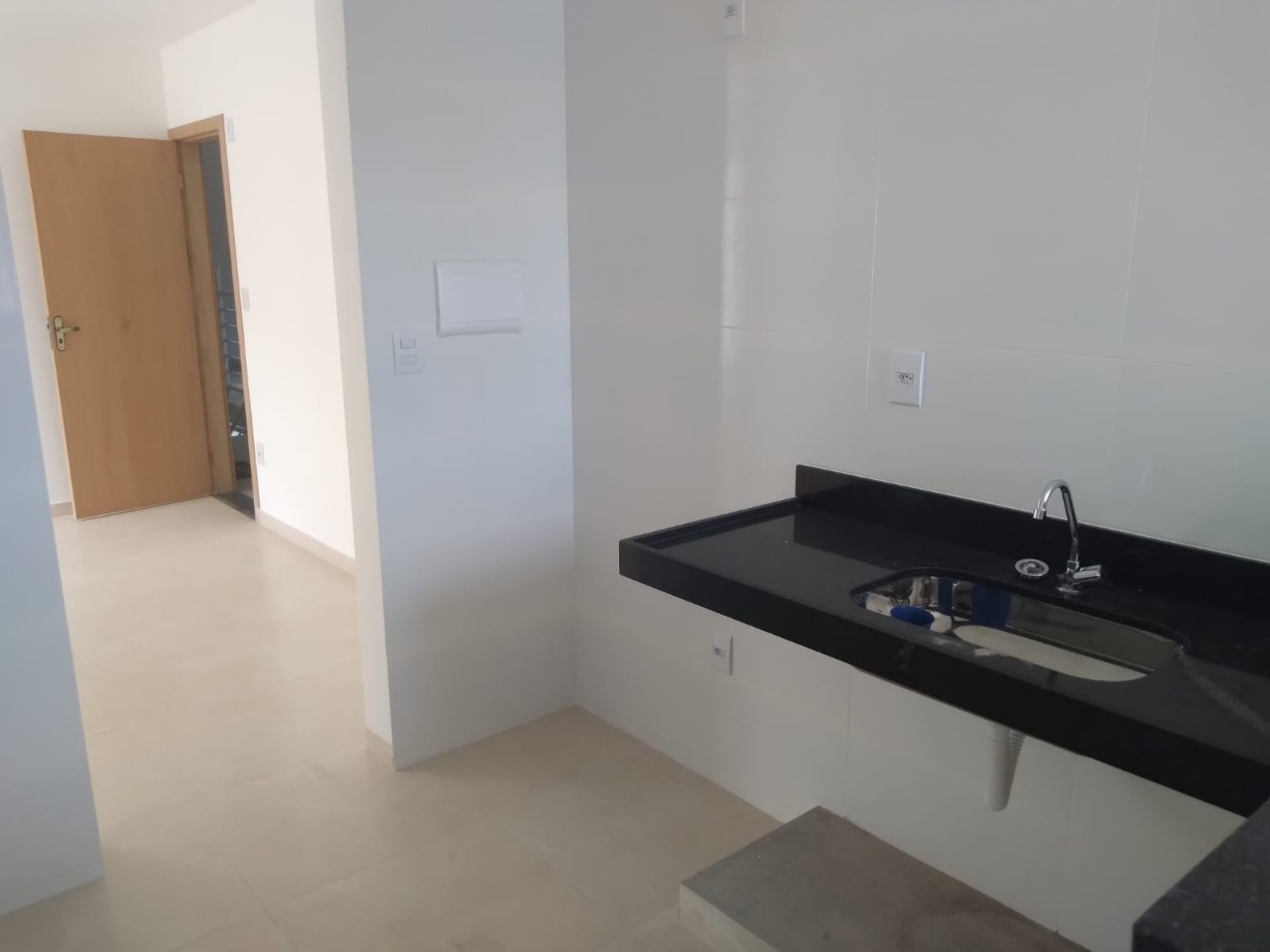 Apartamento à venda com 3 quartos, 75m² - Foto 8