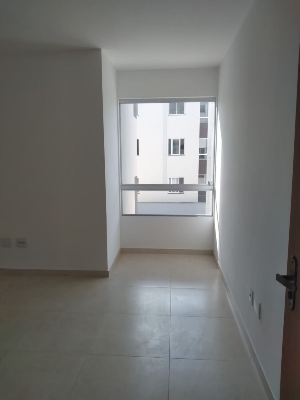 Apartamento à venda com 3 quartos, 75m² - Foto 7