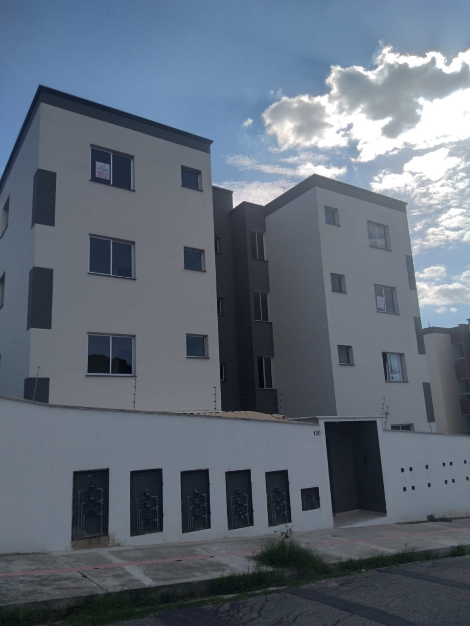 Apartamento à venda com 3 quartos, 75m² - Foto 19