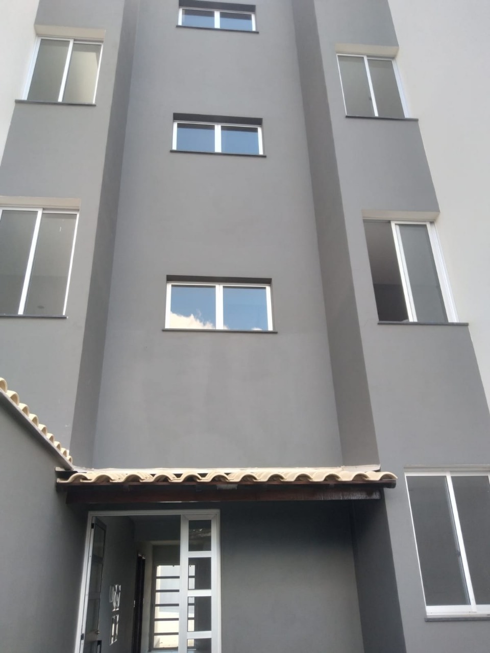 Apartamento à venda com 3 quartos, 75m² - Foto 4