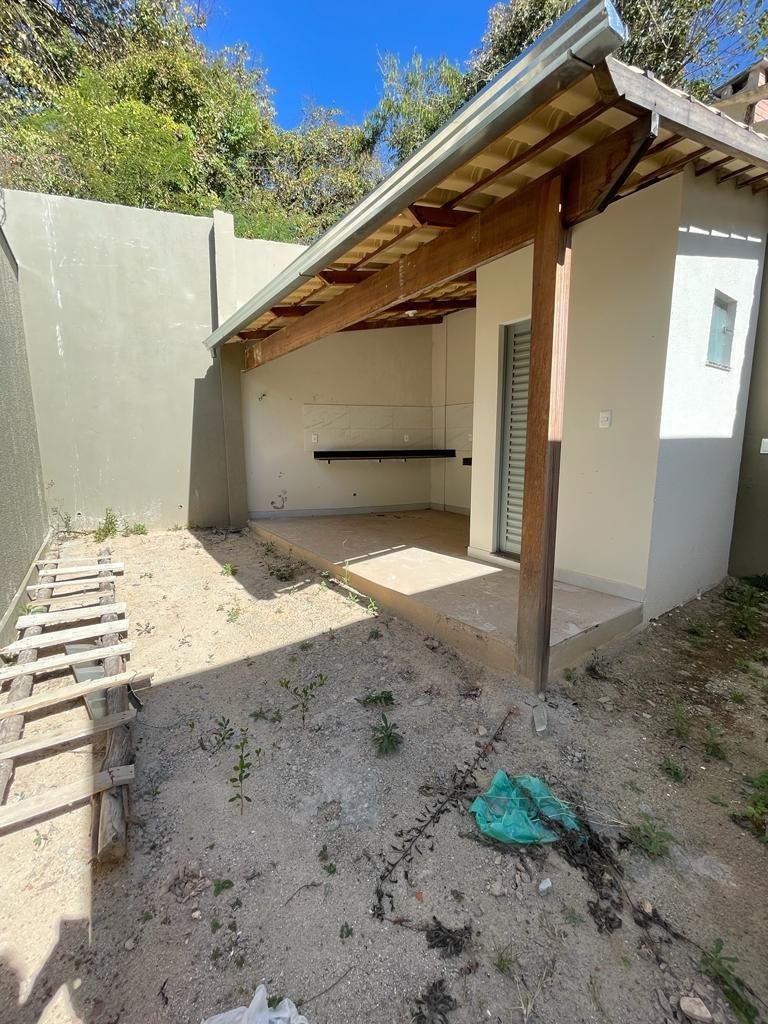 Casa à venda com 3 quartos, 100m² - Foto 6