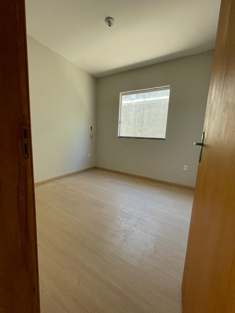 Casa à venda com 3 quartos, 100m² - Foto 18