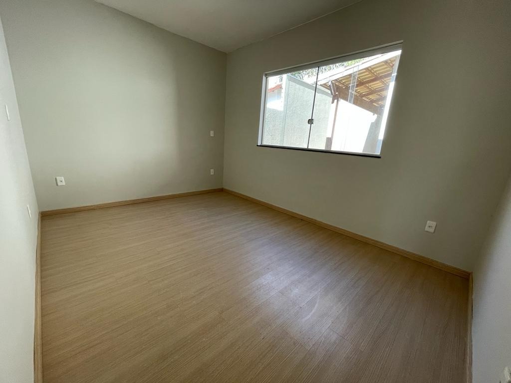 Casa à venda com 3 quartos, 100m² - Foto 16