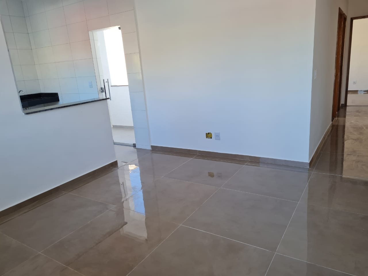 Casa à venda com 2 quartos, 57m² - Foto 18