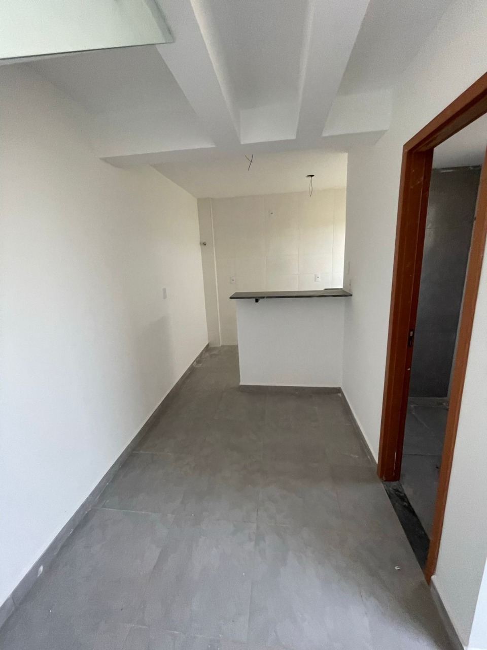 Casa à venda com 2 quartos, 60m² - Foto 2