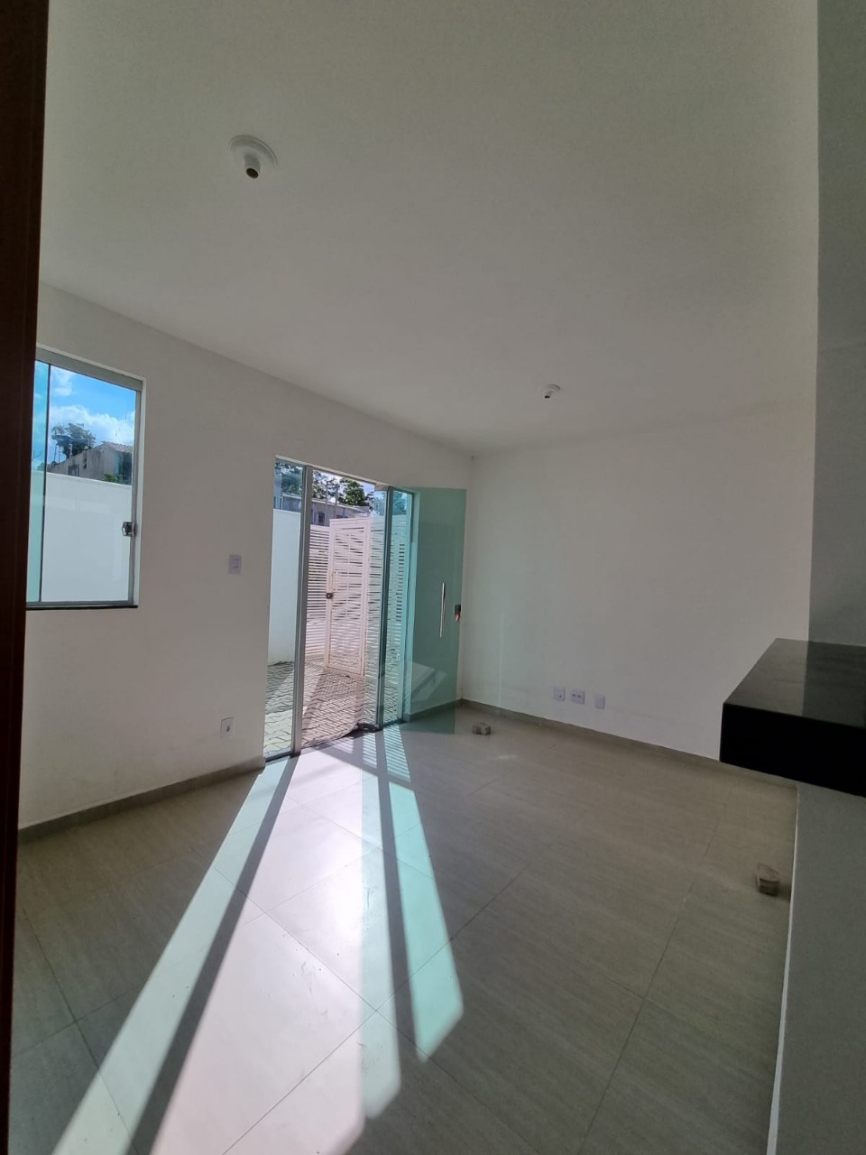 Casa à venda com 3 quartos, 74m² - Foto 10