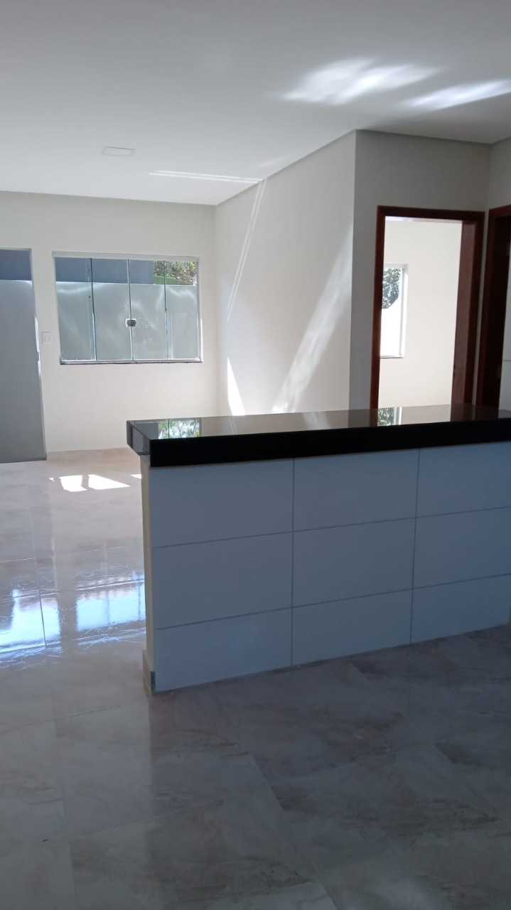 Casa à venda com 2 quartos, 60m² - Foto 5