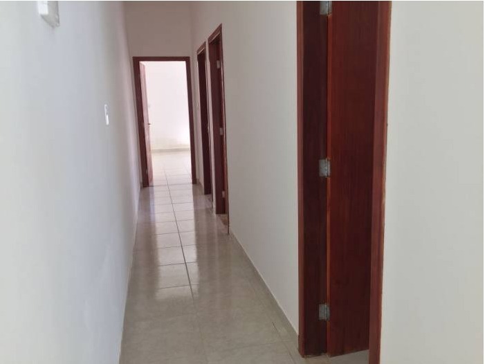 Casa à venda com 3 quartos, 80m² - Foto 4