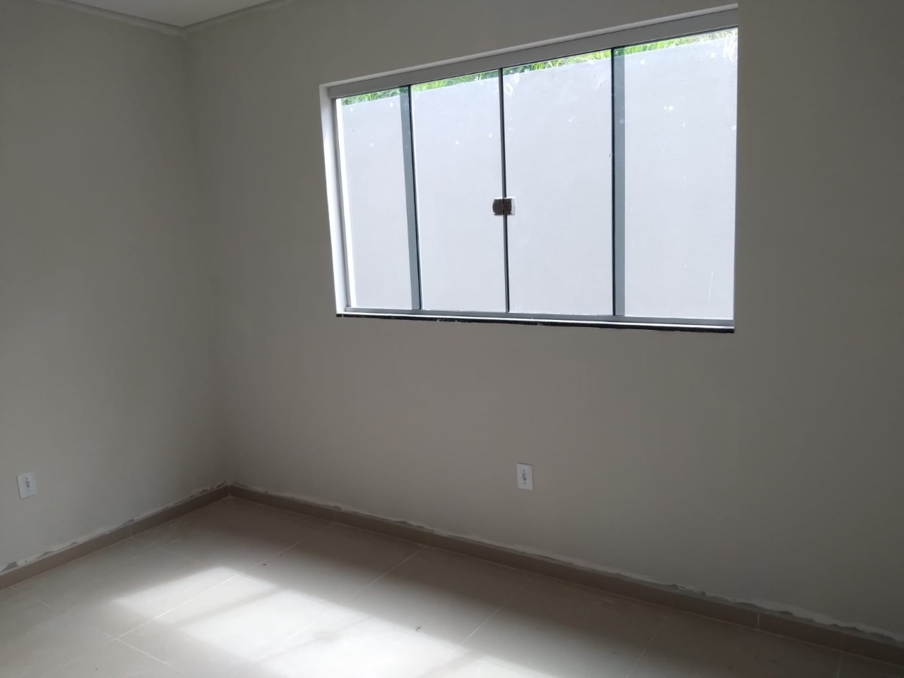 Casa à venda com 2 quartos, 70m² - Foto 12