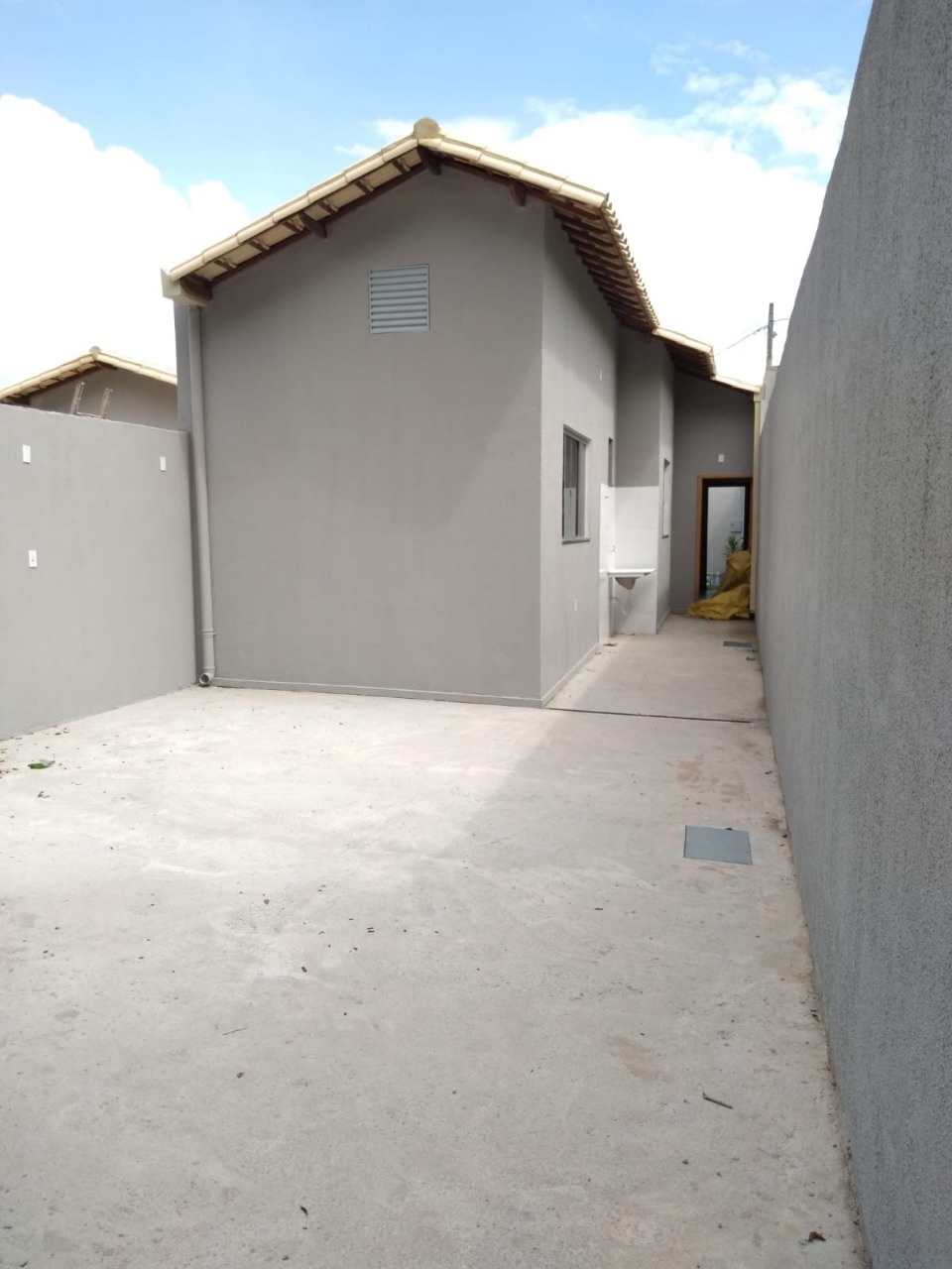 Casa à venda com 2 quartos, 70m² - Foto 13