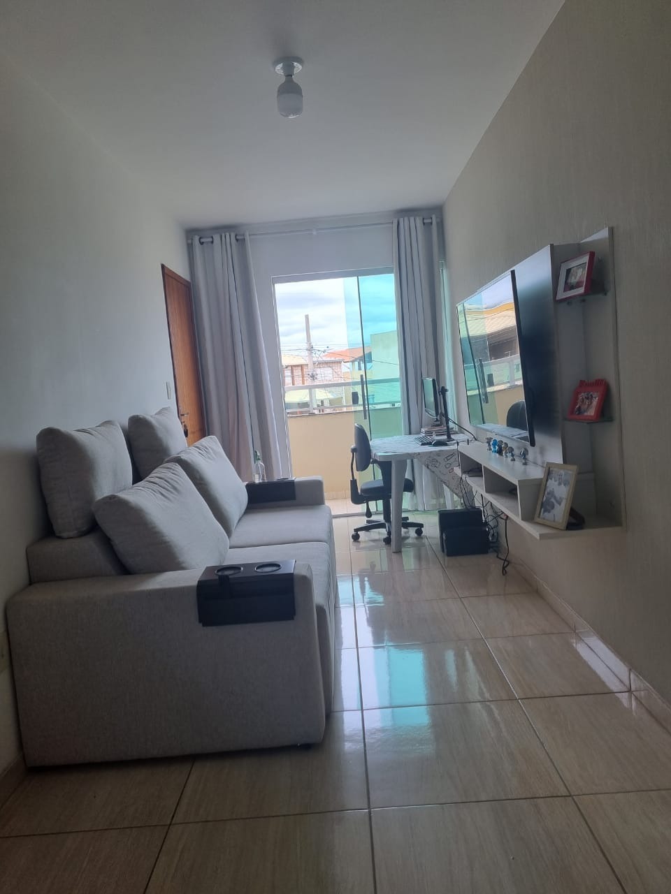 Apartamento à venda com 3 quartos, 65m² - Foto 2