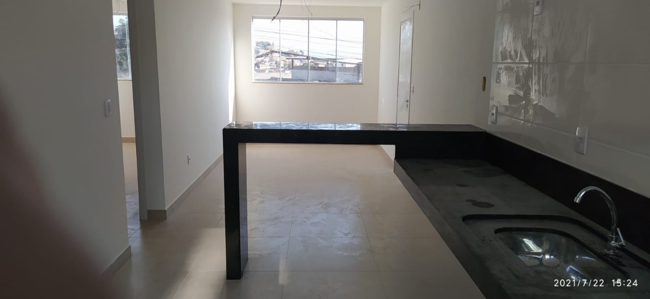 Apartamento à venda com 2 quartos, 81m² - Foto 2