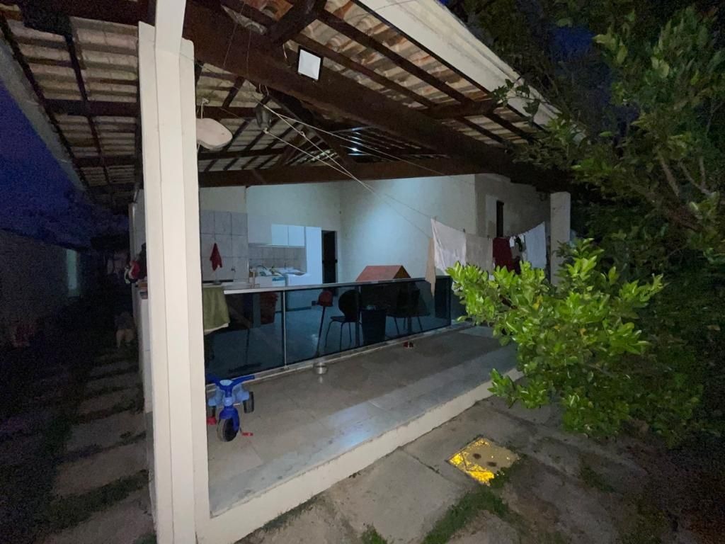 Casa à venda com 3 quartos, 1000m² - Foto 3