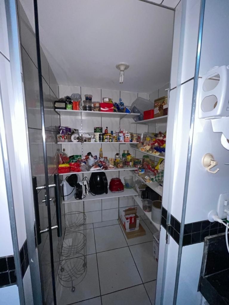 Casa à venda com 3 quartos, 1000m² - Foto 14