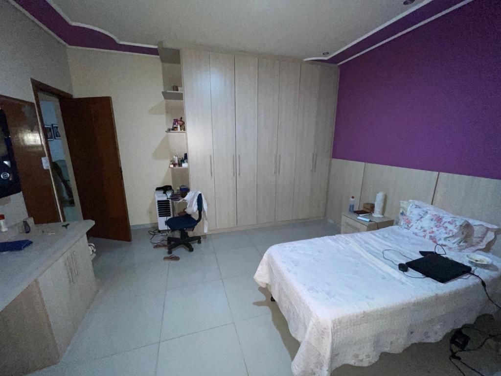 Casa à venda com 3 quartos, 1000m² - Foto 20