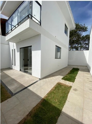 Casa à venda com 2 quartos, 50m² - Foto 2