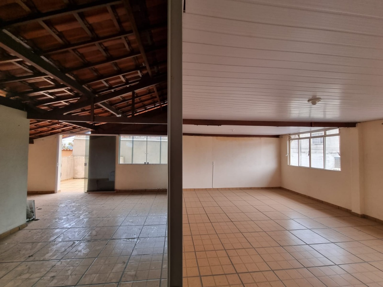 Casa à venda com 3 quartos, 240m² - Foto 21