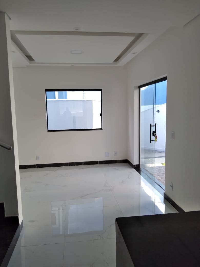 Casa à venda com 3 quartos, 100m² - Foto 9