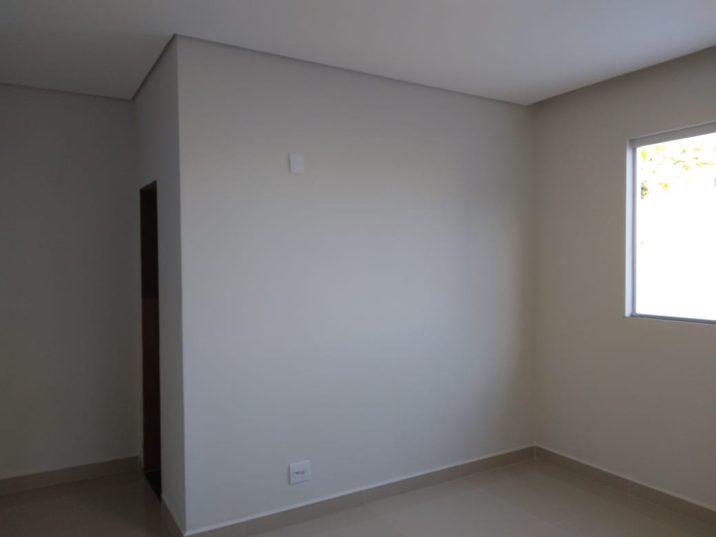 Casa à venda com 3 quartos, 95m² - Foto 7