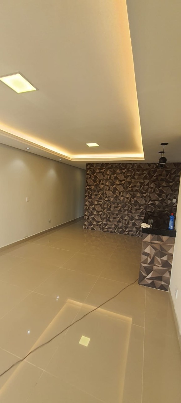 Casa à venda com 3 quartos, 110m² - Foto 9