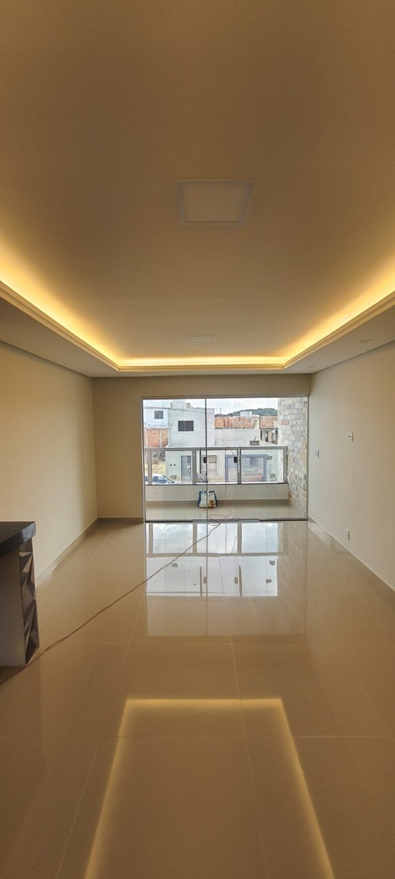 Casa à venda com 3 quartos, 110m² - Foto 11