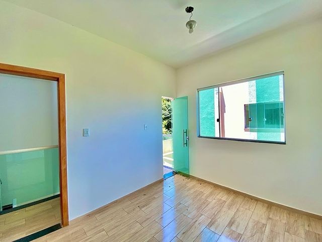 Casa à venda com 3 quartos, 90m² - Foto 5