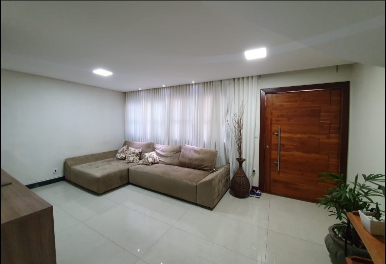 Casa à venda com 3 quartos, 125m² - Foto 2