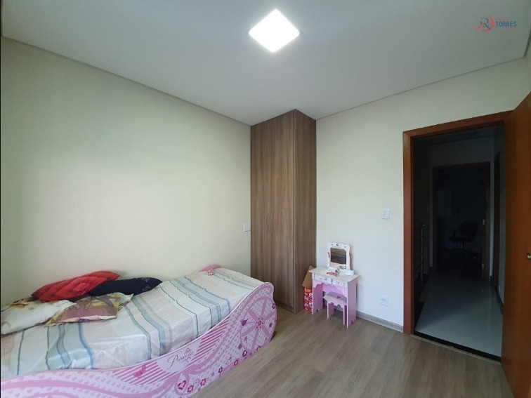 Casa à venda com 3 quartos, 125m² - Foto 23