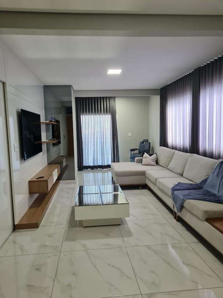 Cobertura à venda com 3 quartos, 200m² - Foto 2