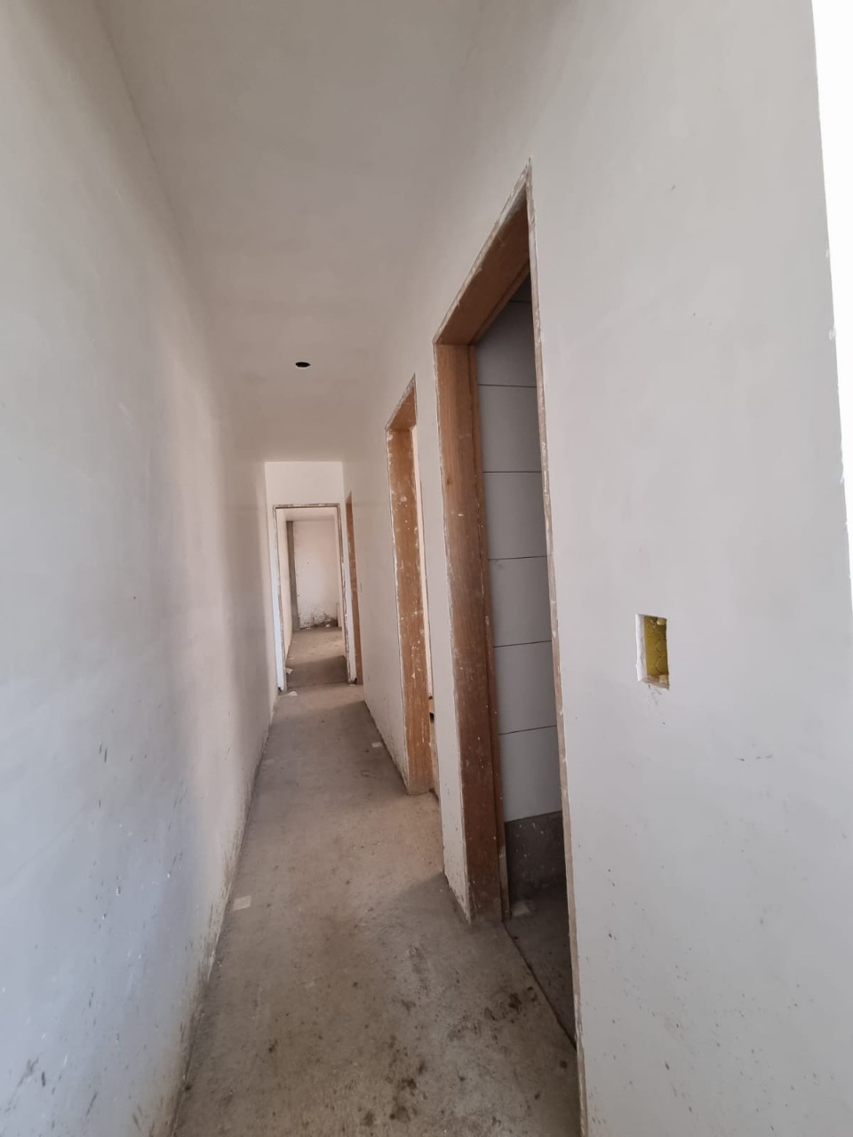 Casa à venda com 3 quartos, 90m² - Foto 13