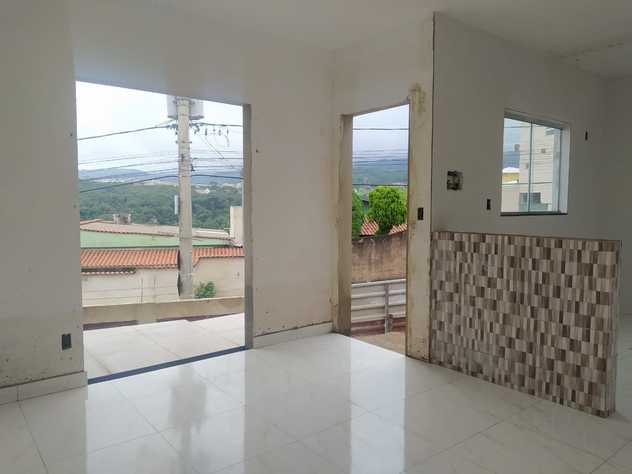 Apartamento à venda com 2 quartos, 60m² - Foto 1