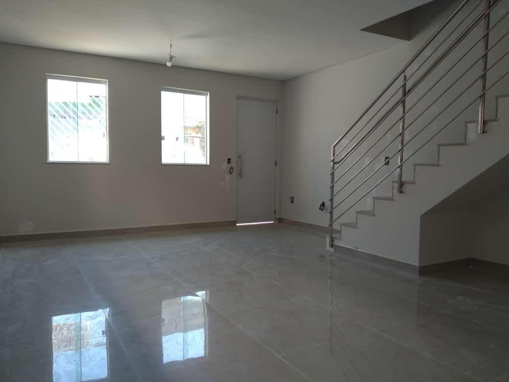 Casa à venda com 2 quartos, 108m² - Foto 6