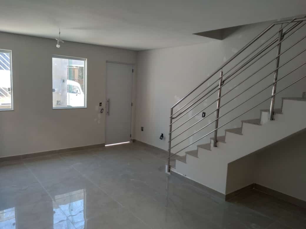 Casa à venda com 2 quartos, 108m² - Foto 7