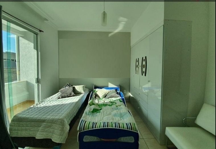 Casa à venda com 3 quartos, 150m² - Foto 10