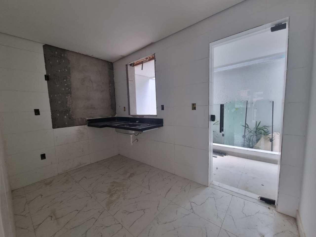 Casa à venda com 3 quartos, 100m² - Foto 9