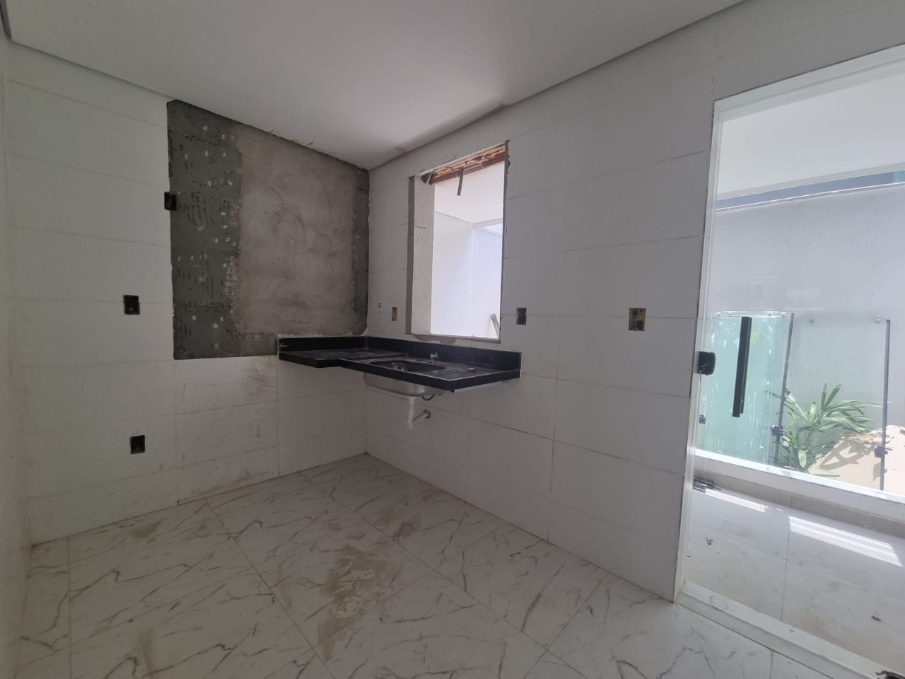 Casa à venda com 3 quartos, 100m² - Foto 10