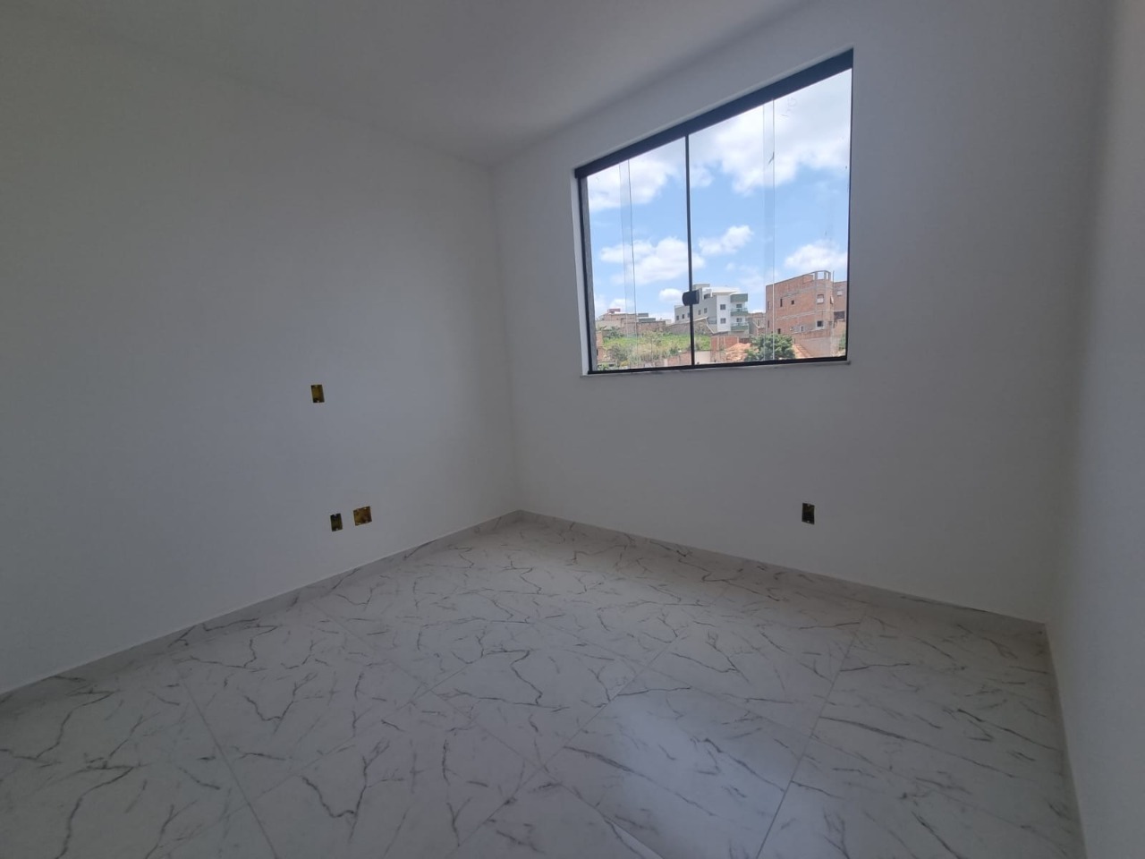 Casa à venda com 3 quartos, 100m² - Foto 13