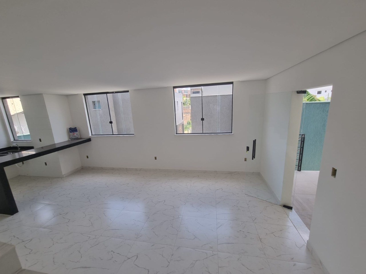 Casa à venda com 3 quartos, 100m² - Foto 6