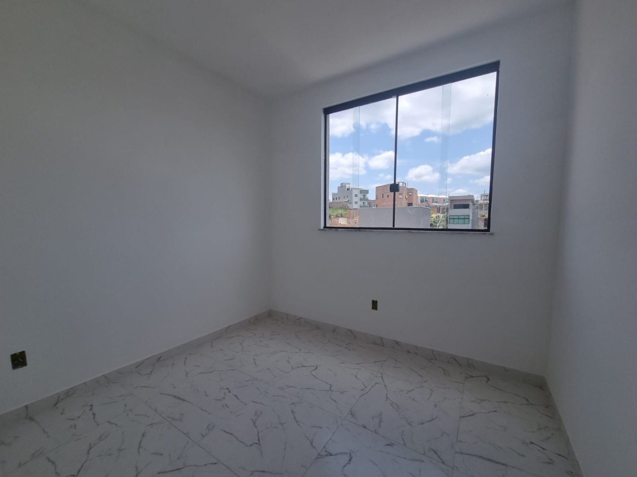 Casa à venda com 3 quartos, 100m² - Foto 14