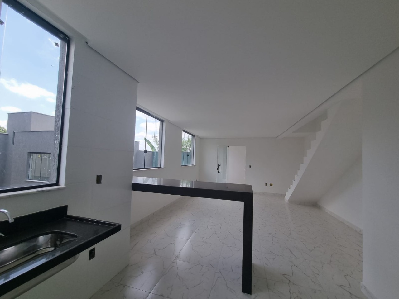 Casa à venda com 3 quartos, 100m² - Foto 12