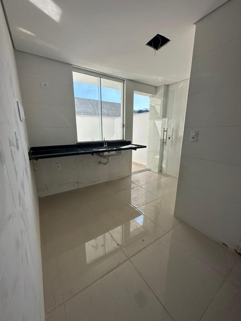 Cobertura à venda com 2 quartos, 91m² - Foto 4