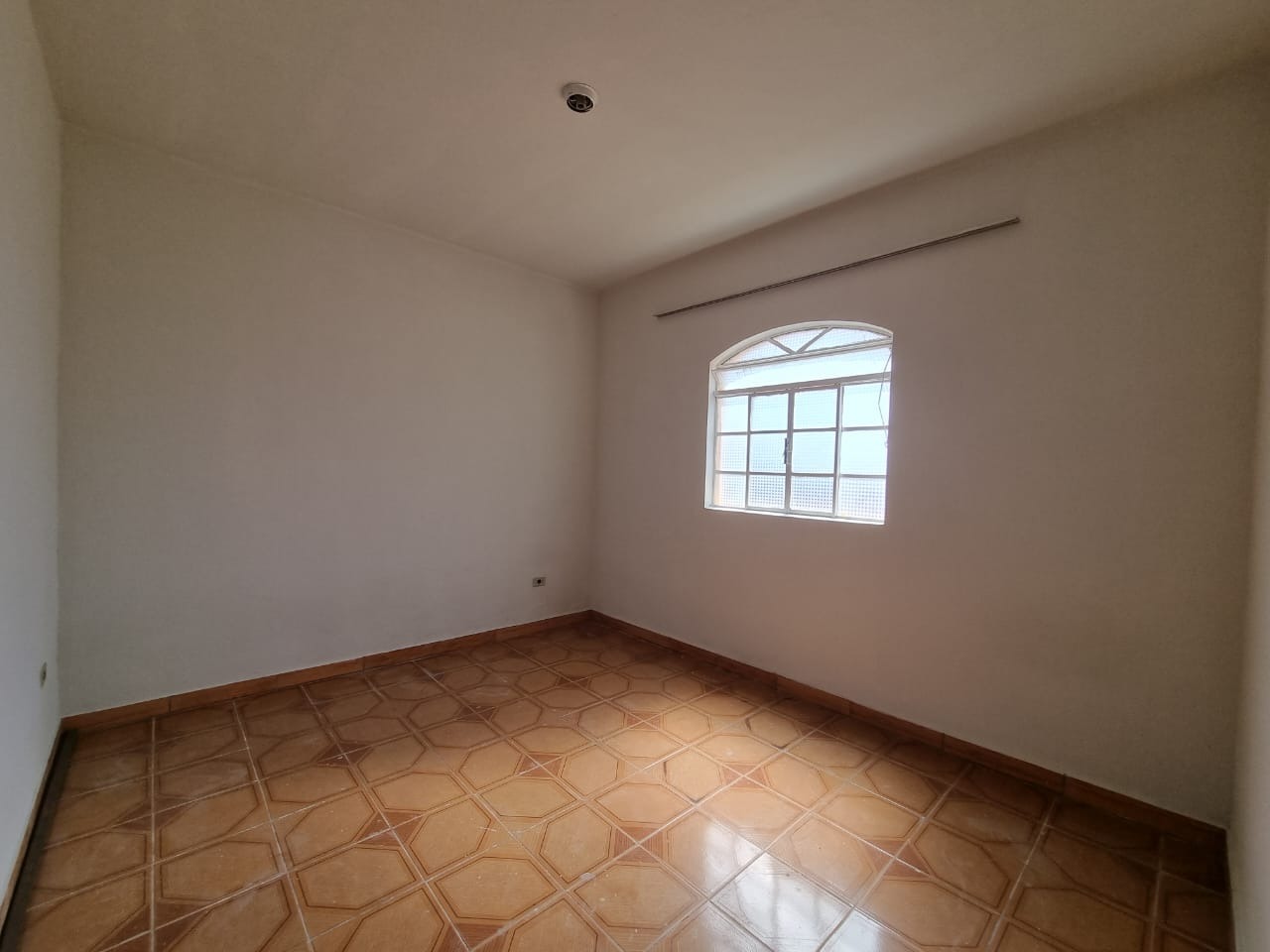 Casa à venda com 7 quartos, 360m² - Foto 9