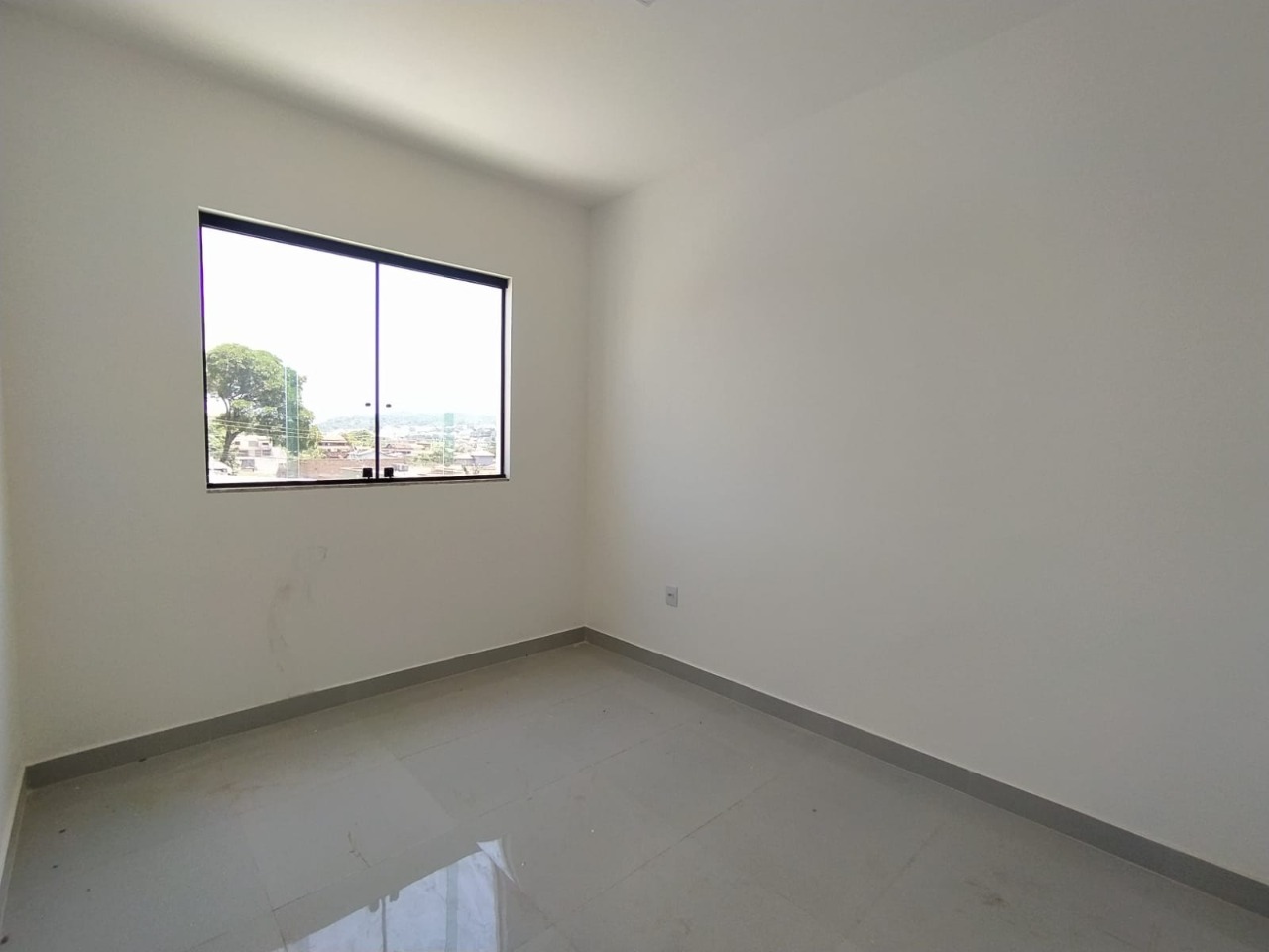 Casa à venda com 2 quartos, 61m² - Foto 12